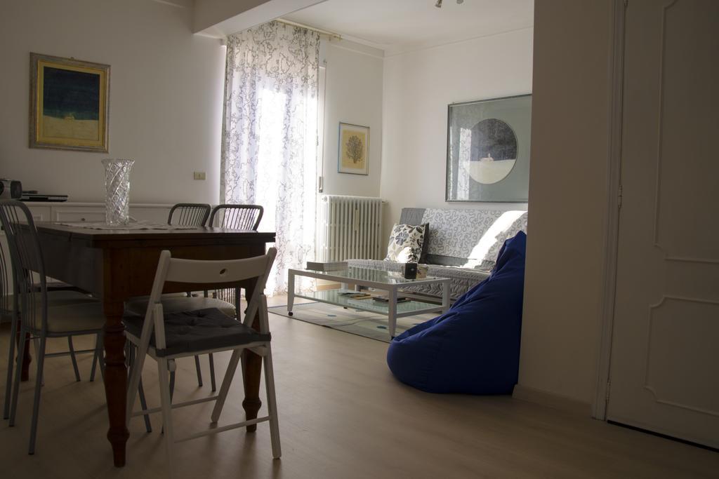 Appartement La Signora Dei Fiori à Gubbio Extérieur photo